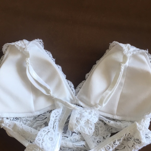 Smart & Sexy Lace Bralette - Picture 6 of 7